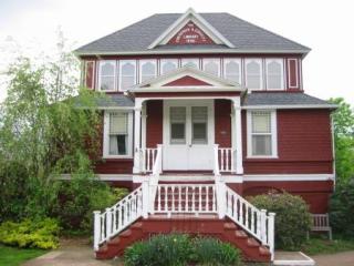 Granby Public Library - Cossitt Branch Building