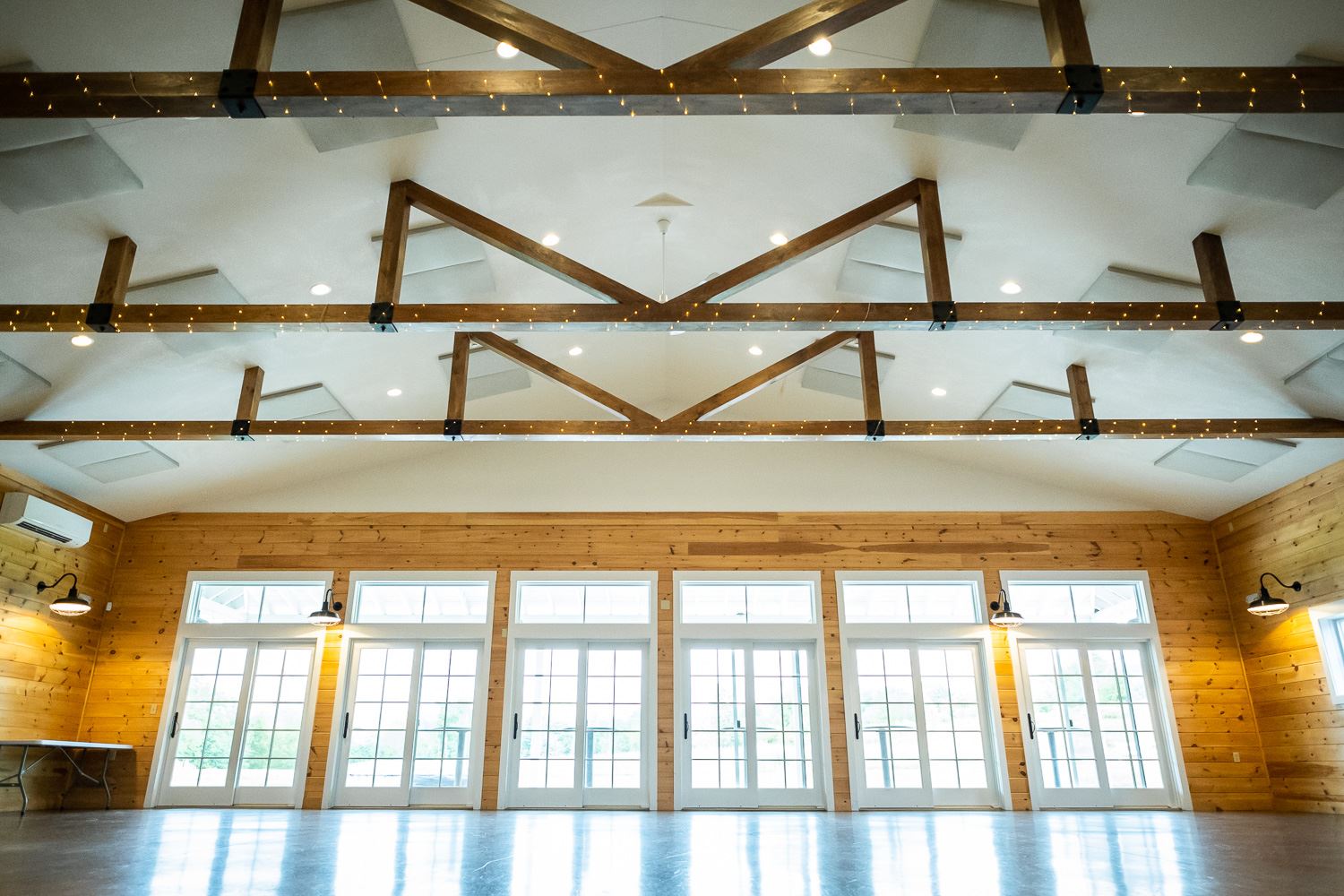 ct-barn-venue-Holcomb-Farm-Trailing-Twine-3