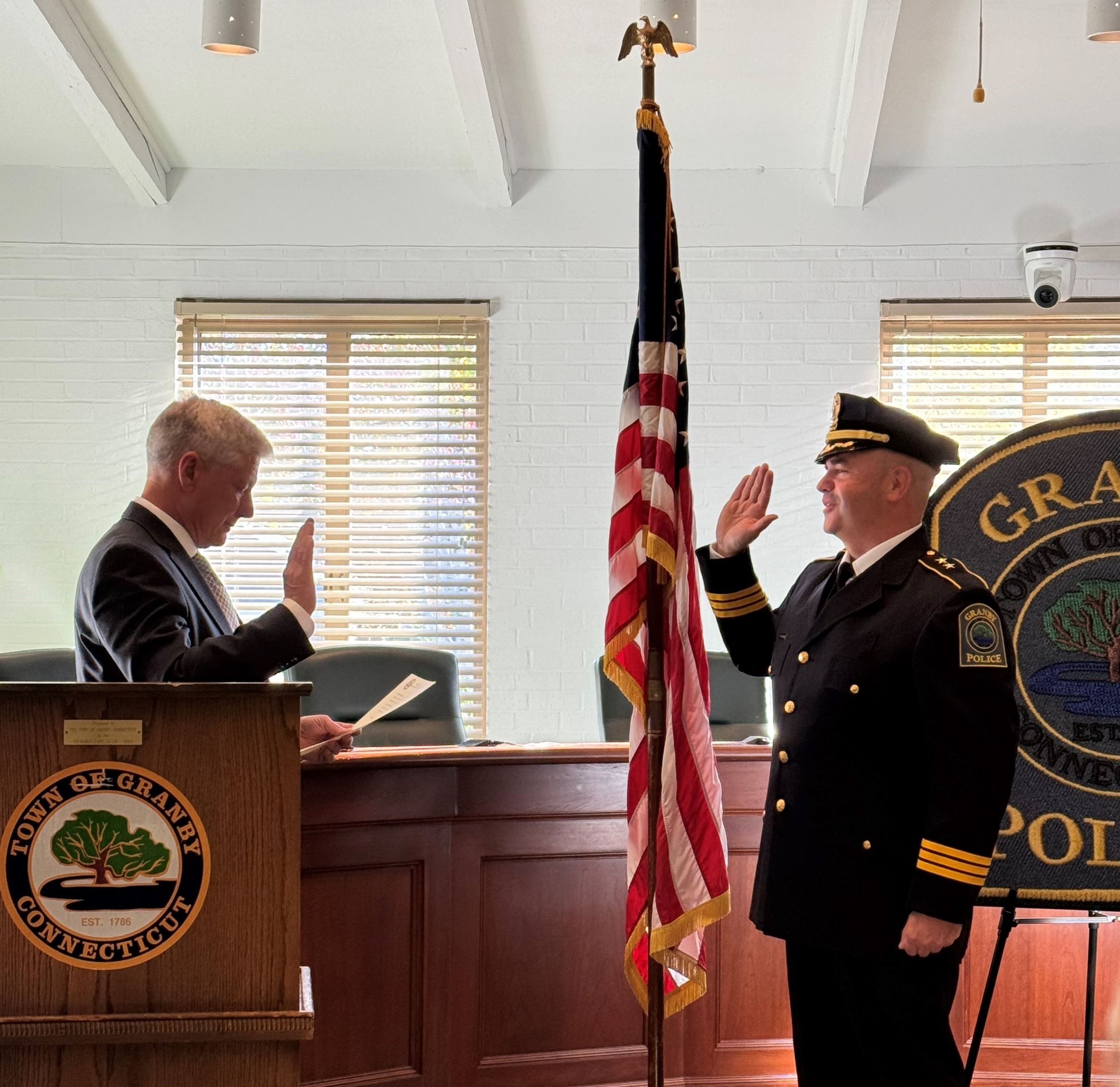 Chief Sansom Swearing In andWelcome cropped